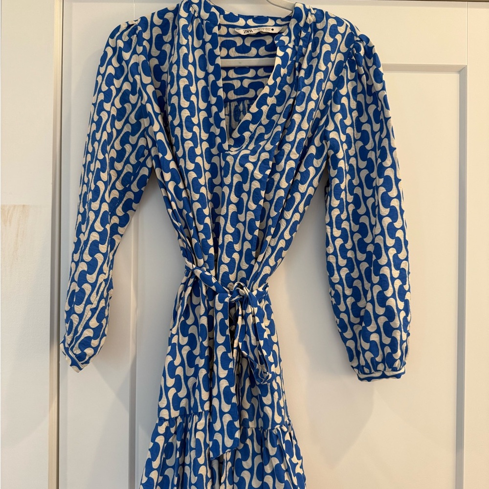 Zara Blue and White Abstract Dress